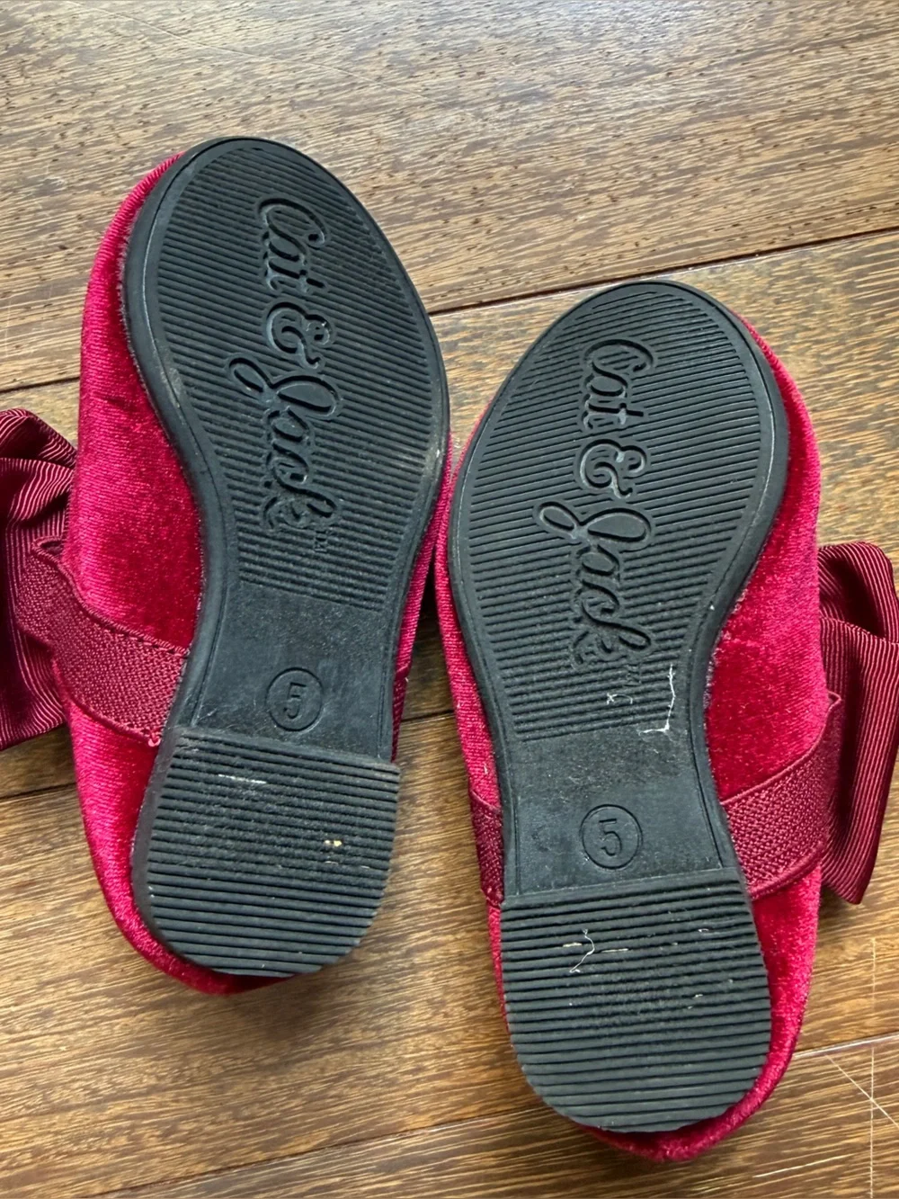 Cat & Jack Burgundy Bow Velvet Kids Shoes Size 5